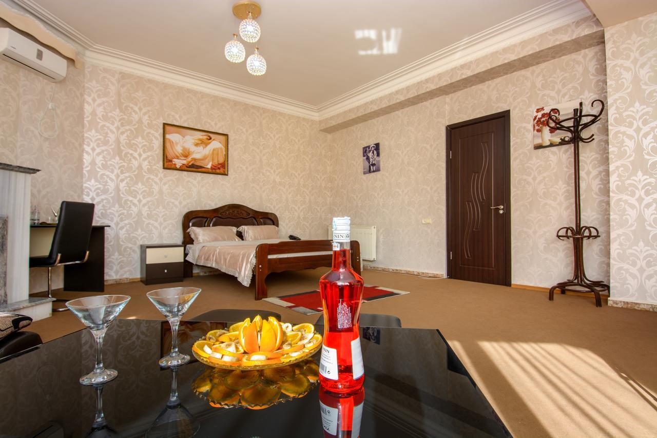 Silk Road Hotel Tbilisi Exterior foto